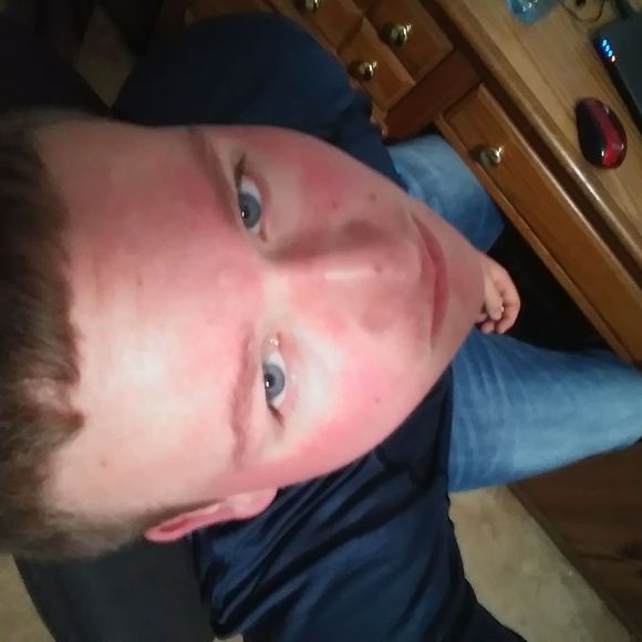 Meet your Posher, David - Picture 1 of 1